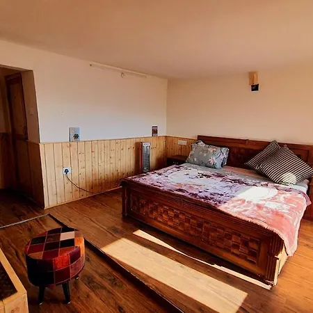 Majestic Himalayan Homestay Narkanda Exterior photo