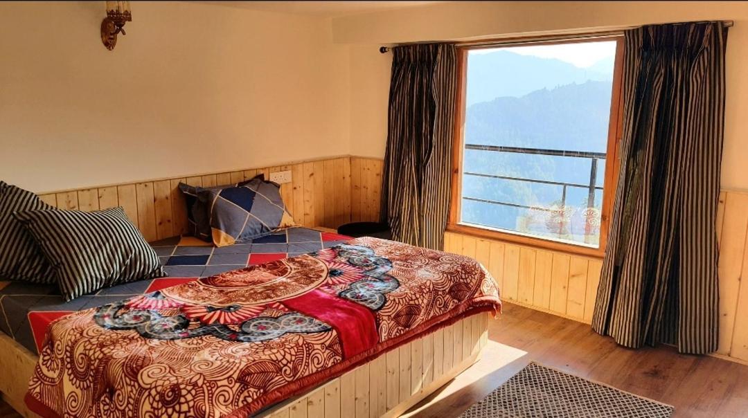 Homestay Majestic Himalayan *